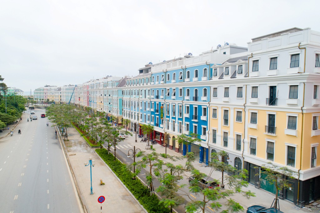 Các khu đô thị gần đây tại Việt Nam đã chú trọng cân bằng giữa không gian công cộng và thương mại