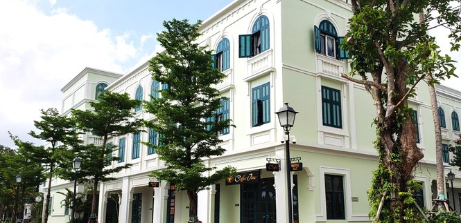 Dự án nhà phố thương mại tiêu biểu Phu Quoc Waterfront cho phép linh hoạt mô hình kinh doanh giải trí như nhà hàng, quán café, quán bar, khách sạn nhỏ cao cấp