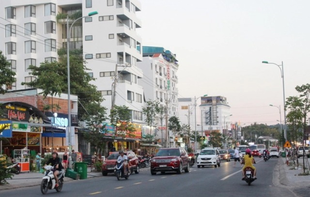 Với định hướng phát triển thành đặc khu kinh tế, đô thị Phú Quốc đang được đầu tư mở rộng. Ảnh An Hòa
