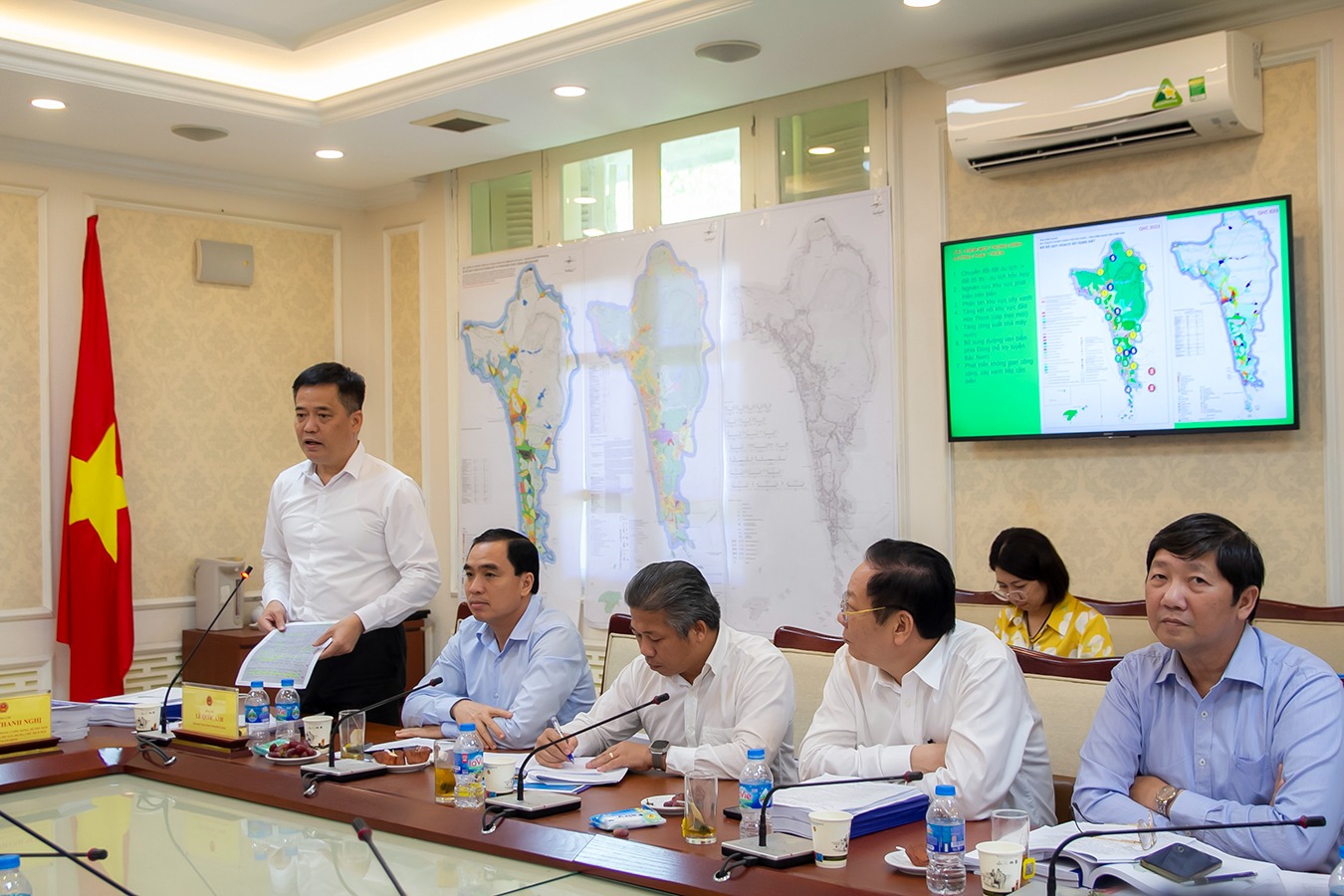 Đại diện lãnh đạo UBND tỉnh Kiên Giang giải trình làm rõ thêm một số nội dung